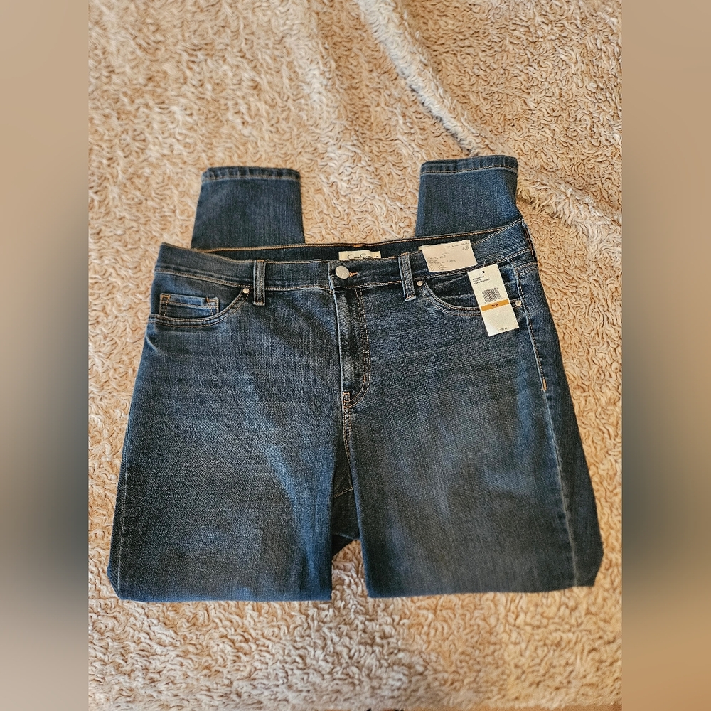🆕️Jessica Simpson Jeans plus size 16w